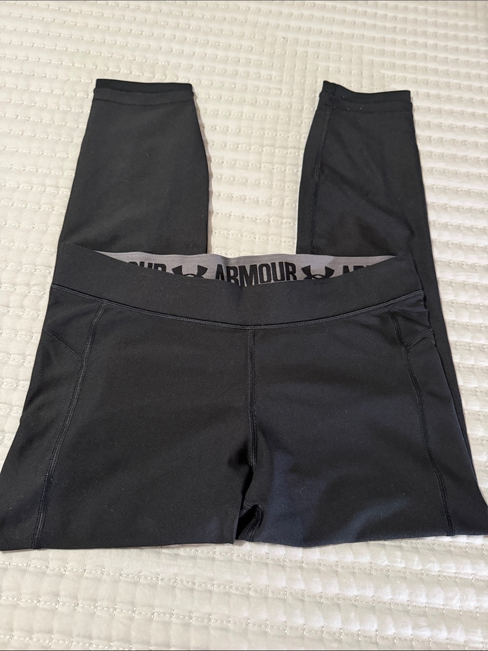 Under Armour Black Womens Athletic Leggings size Medium